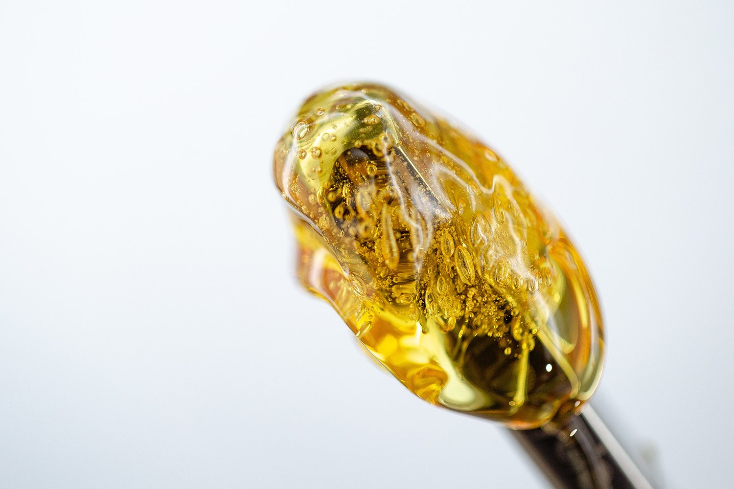 Elevate Your Cannabis Experience with Delta 8 Live Resin: A Potent, Pure, and Clean Alternative